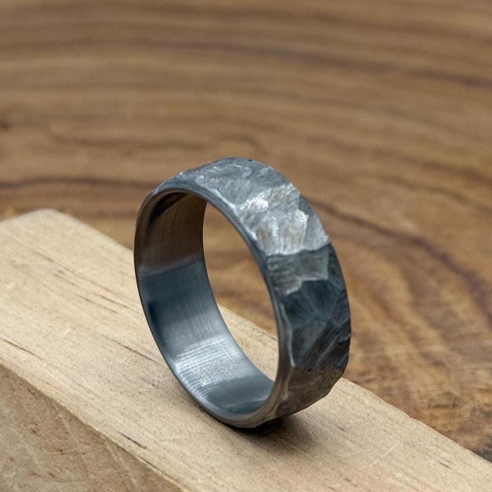 6mm Hammered finish Titanium Wedding ring band for men and women, Gift for him, Wedding Titanium Hammered Band, Anniversary gift for him Metalic Crafts