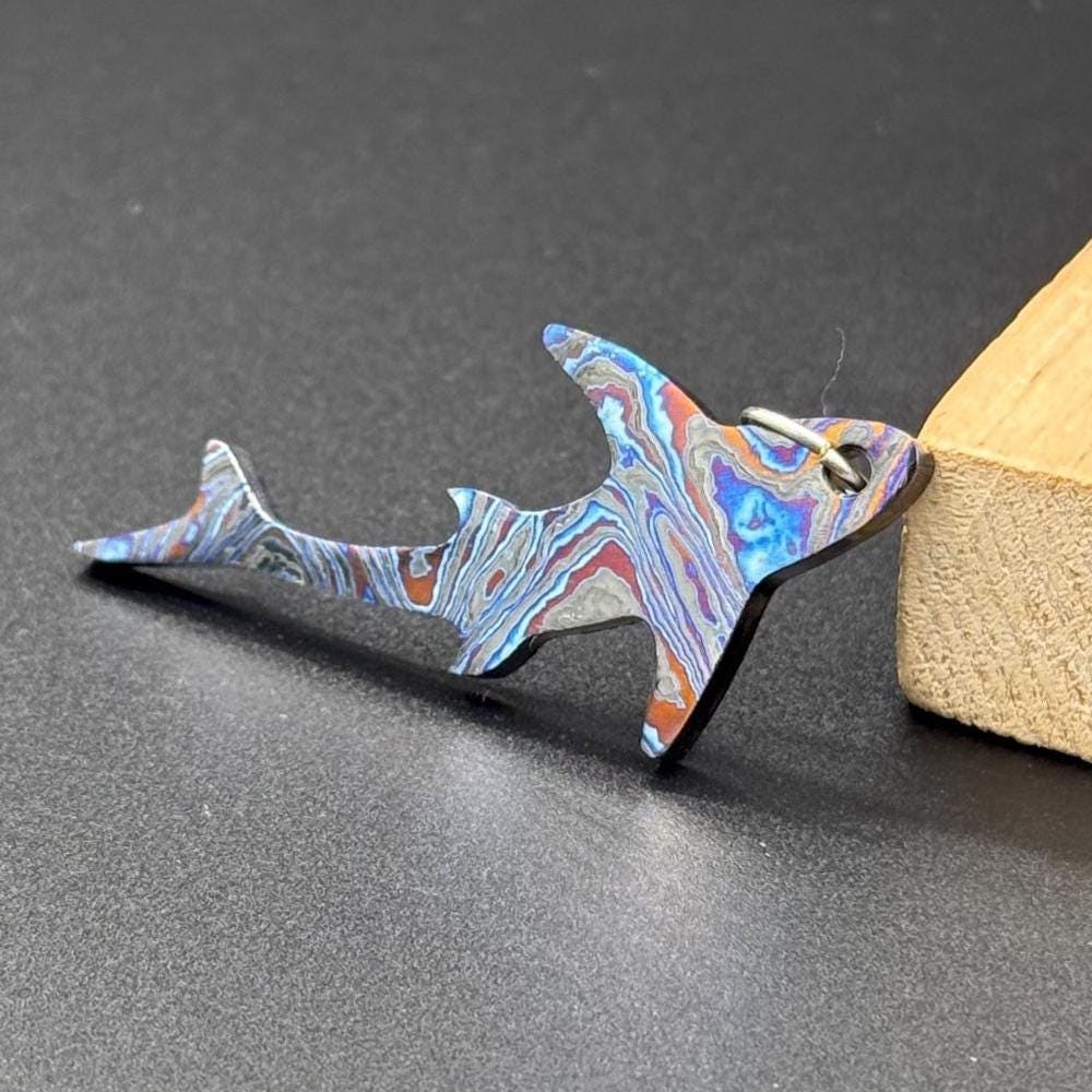 Zircuti Shark Pendant, titanium, zirconium, personal gift, small, colorful, diving, scuba diving, shark pendant, marine life, animals Metalic Crafts