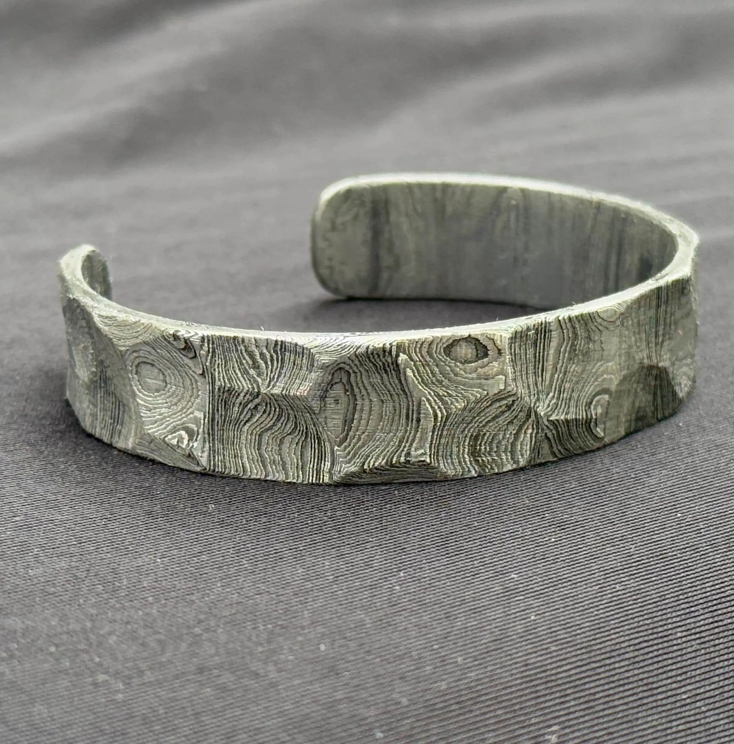 Damascus Hammered Bangle Hand Forged Steel Cuff Bracelet Viking Modern Jewelry Anniversary gift Unique Bracelet for Him Damascus Oath Ring My Store