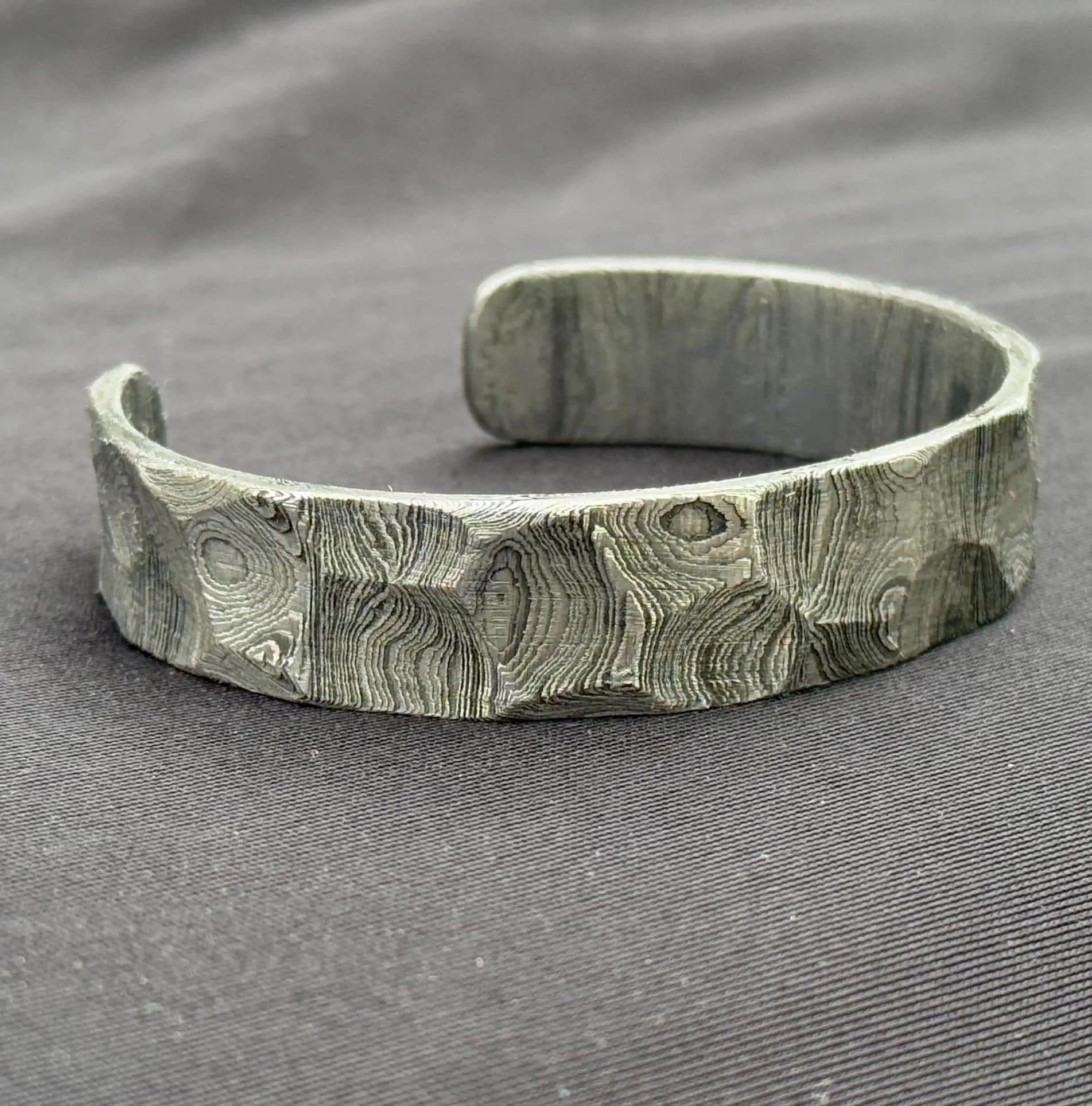 Damascus Hammered Bangle Hand Forged Steel Cuff Bracelet Viking Modern Jewelry Anniversary gift Unique Bracelet for Him Damascus Oath Ring My Store