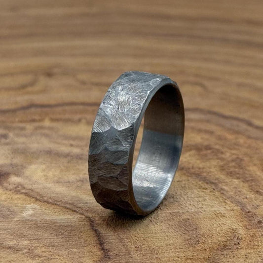 6mm Hammered finish Titanium Wedding ring band for men and women, Gift for him, Wedding Titanium Hammered Band, Anniversary gift for him Metalic Crafts